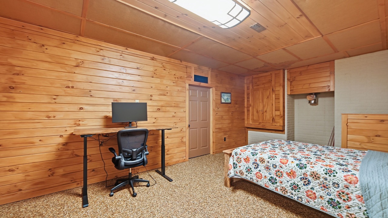 Photo of Bedroom in Homerville