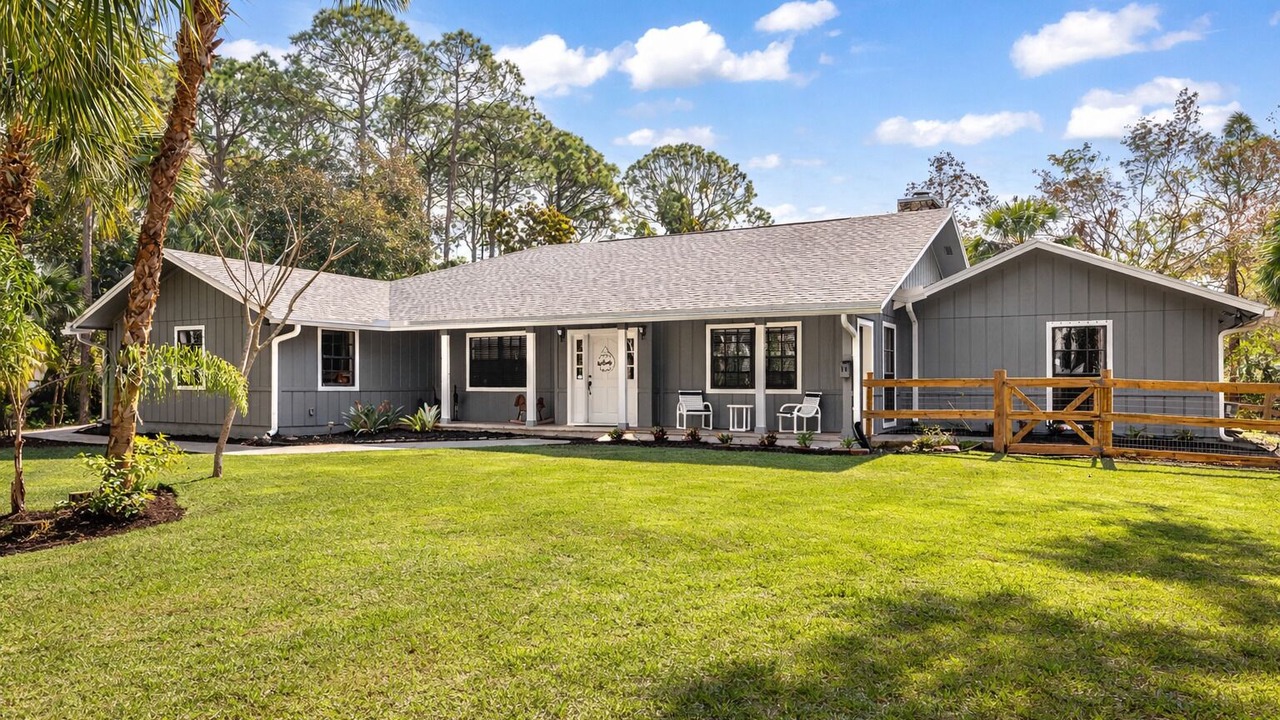 Photo of Outdoor in Palm Beach Country Estates