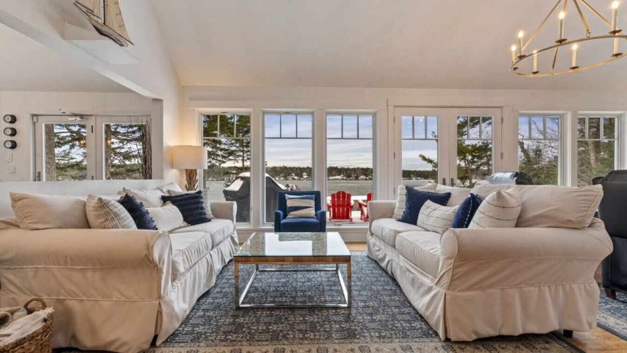 Photo of Livingroom in West Bath
