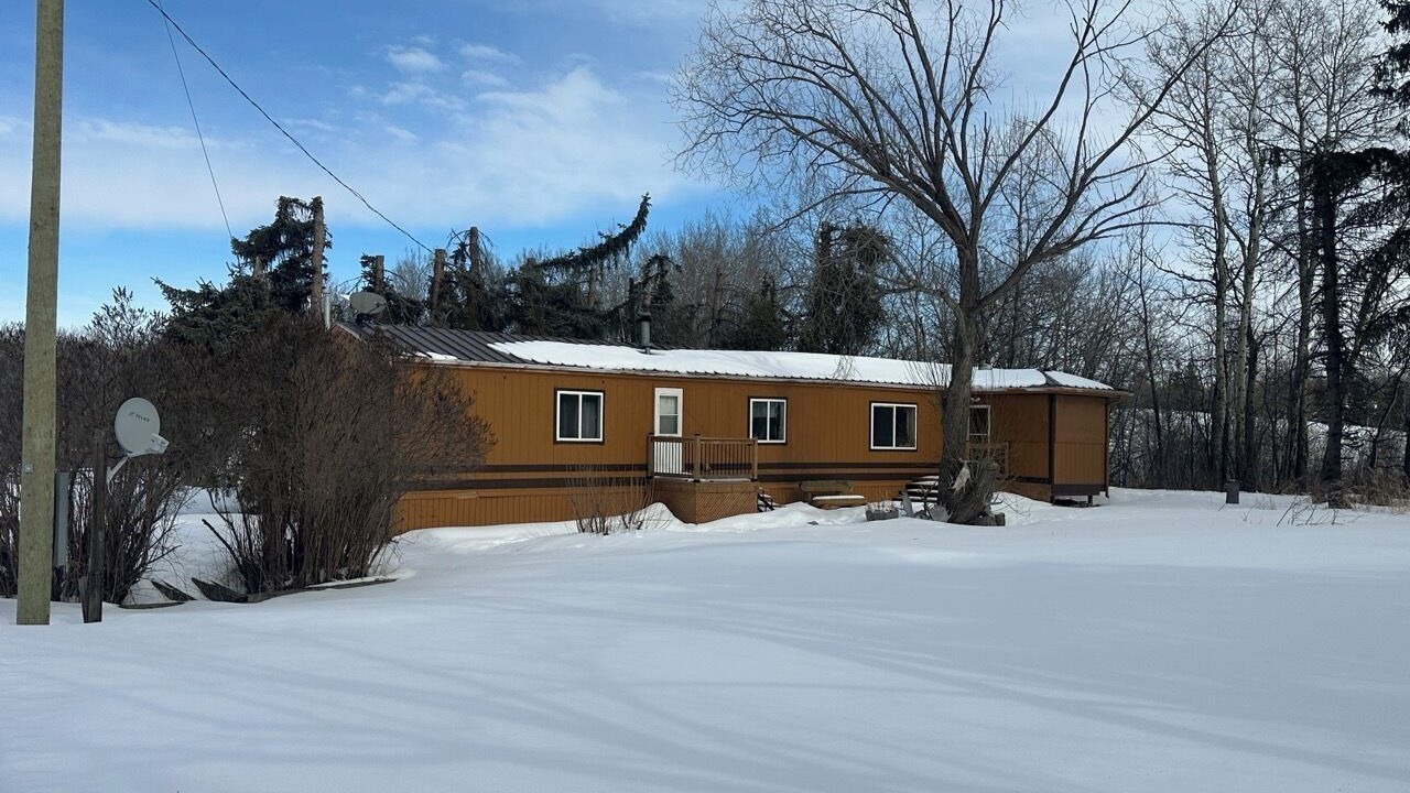 Photo of Outdoor in Division No. 11
