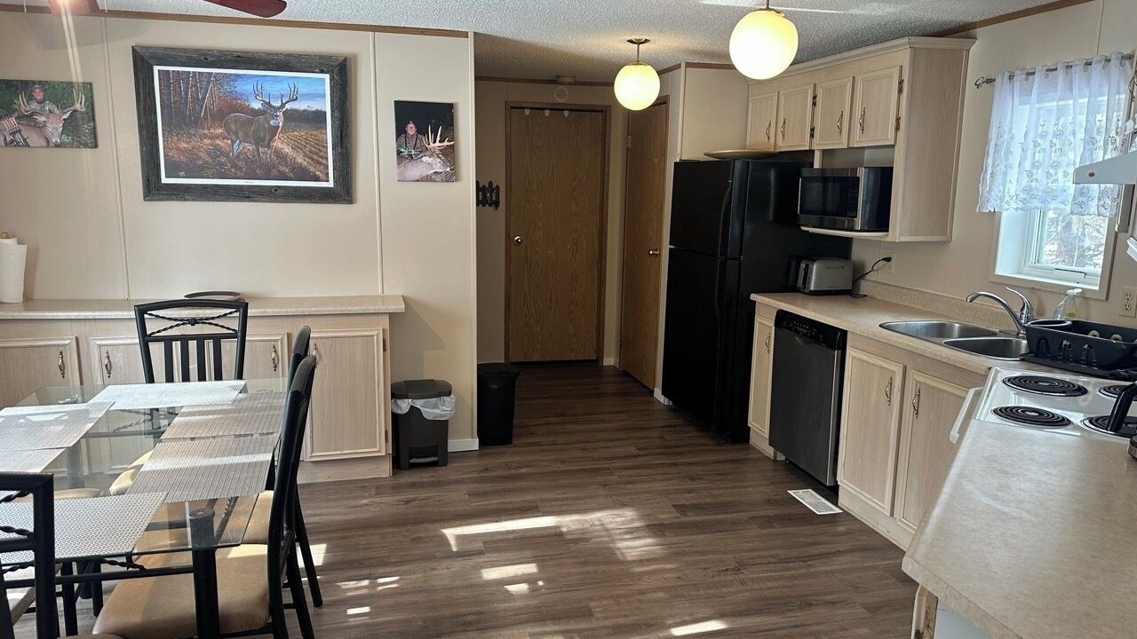 Photo of Kitchen in Division No. 11