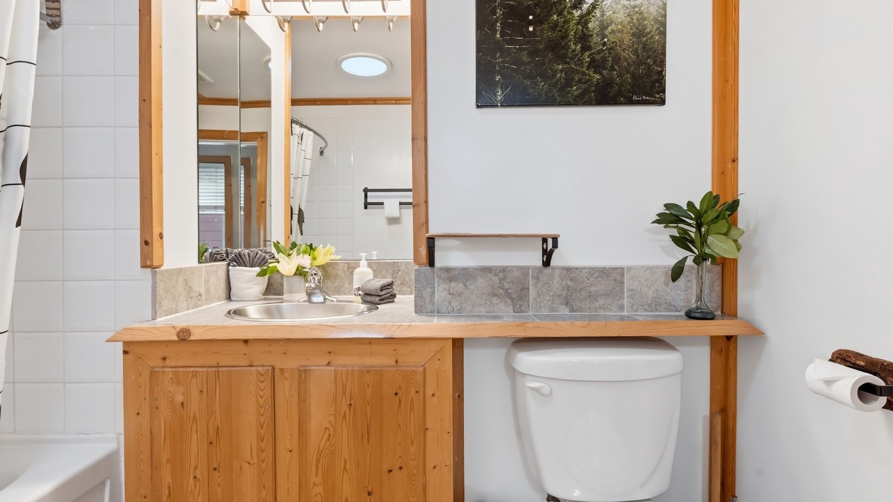 Photo of Bathroom in Ucluelet