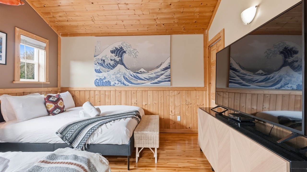 Photo of Bedroom in Ucluelet