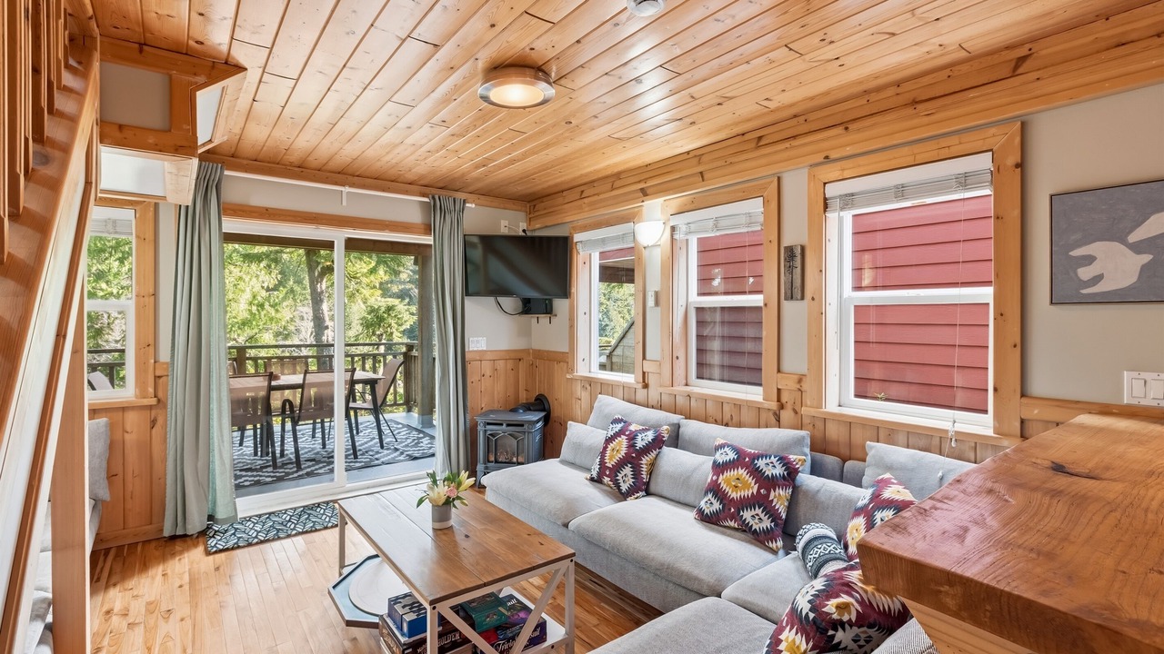Photo of Bedroom in Ucluelet
