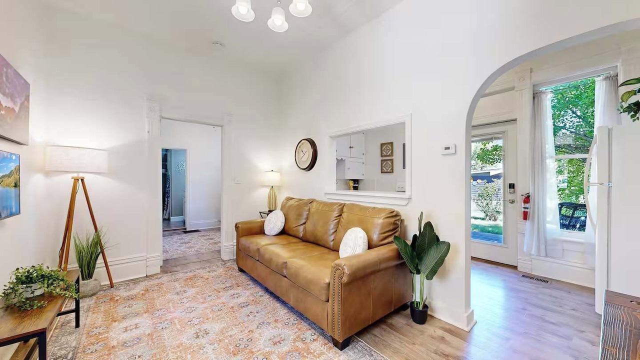 Photo of Livingroom in Old Town