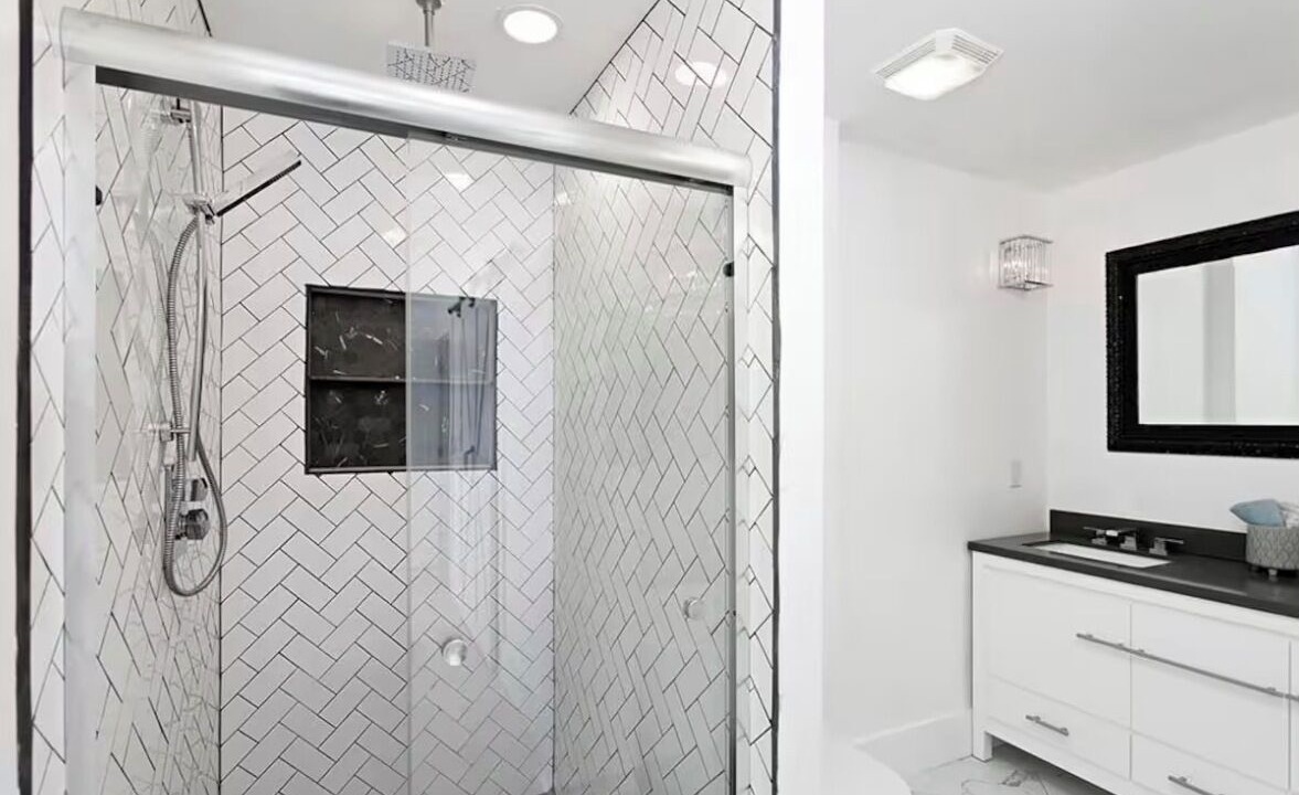 Photo of Bathroom in Basalt