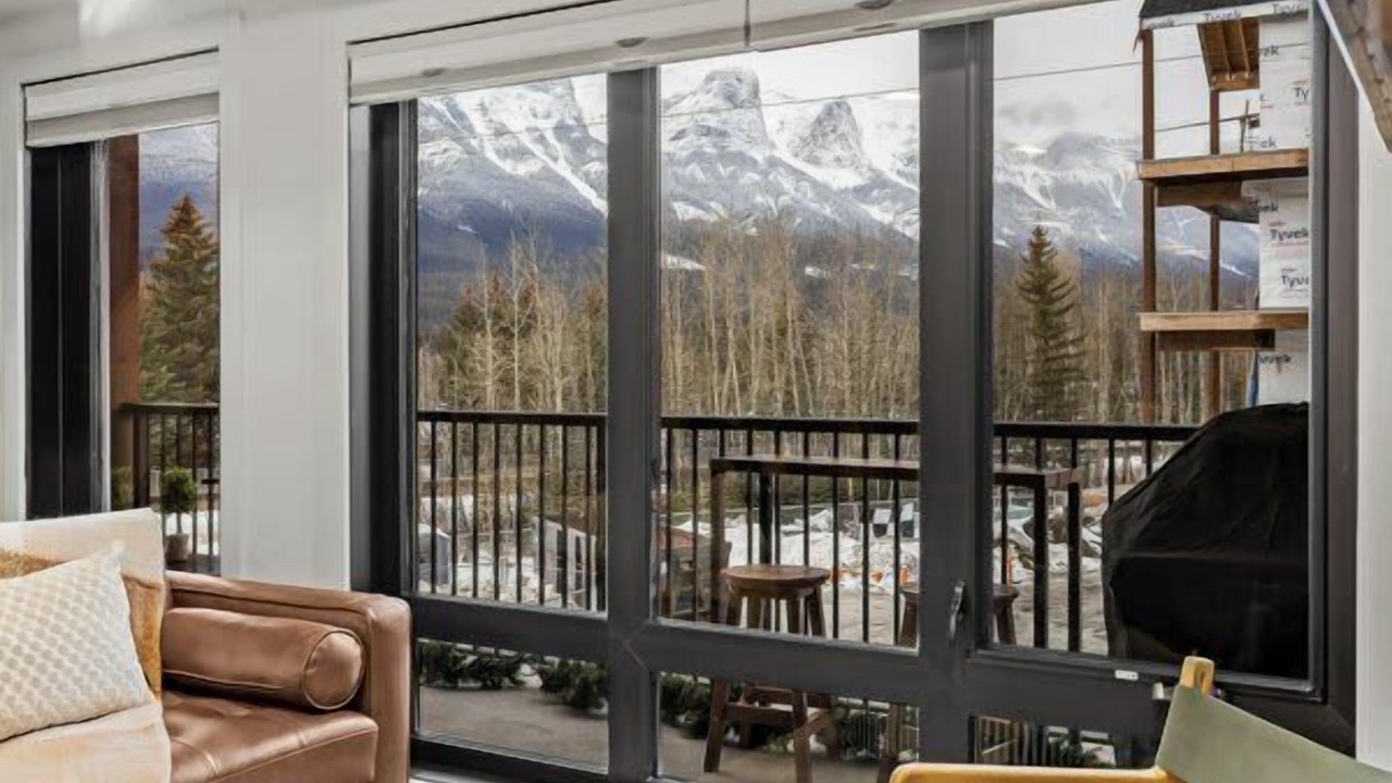 Photo of Livingroom in Canmore
