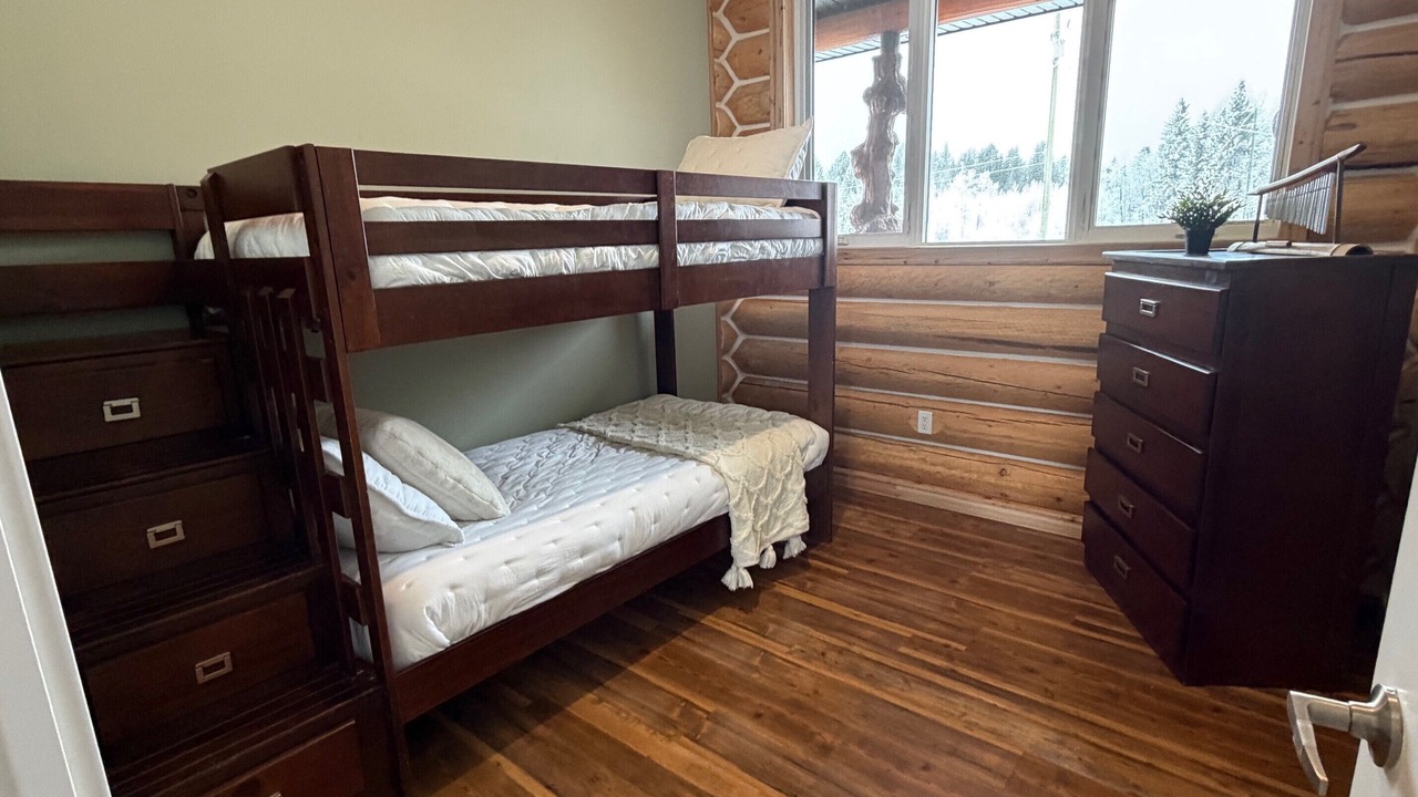 Photo of Bedroom in Alberta
