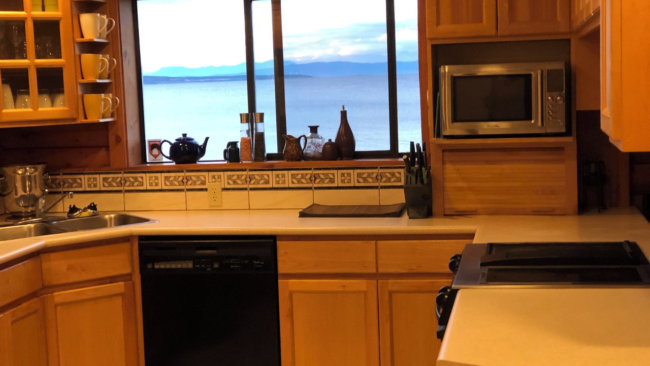 Photo of Kitchen in Regional District of Nanaimo