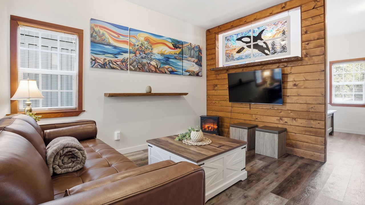 Photo of Livingroom in Ucluelet