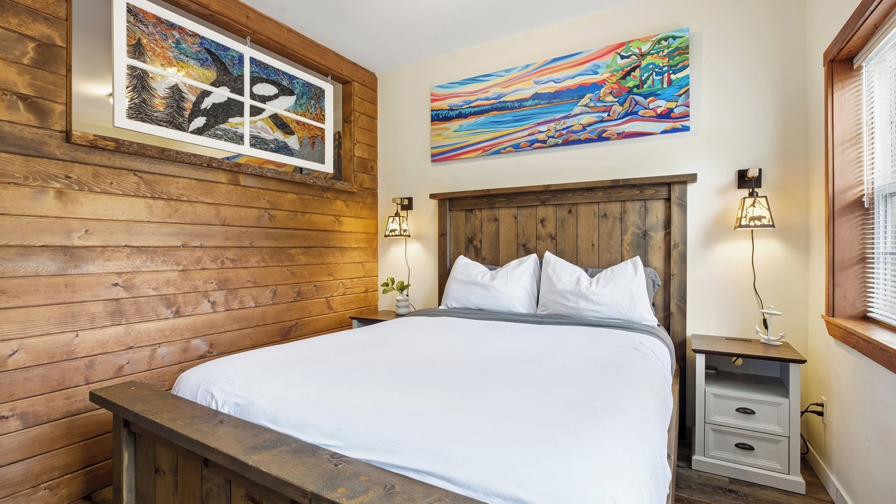 Photo of Bedroom in Ucluelet