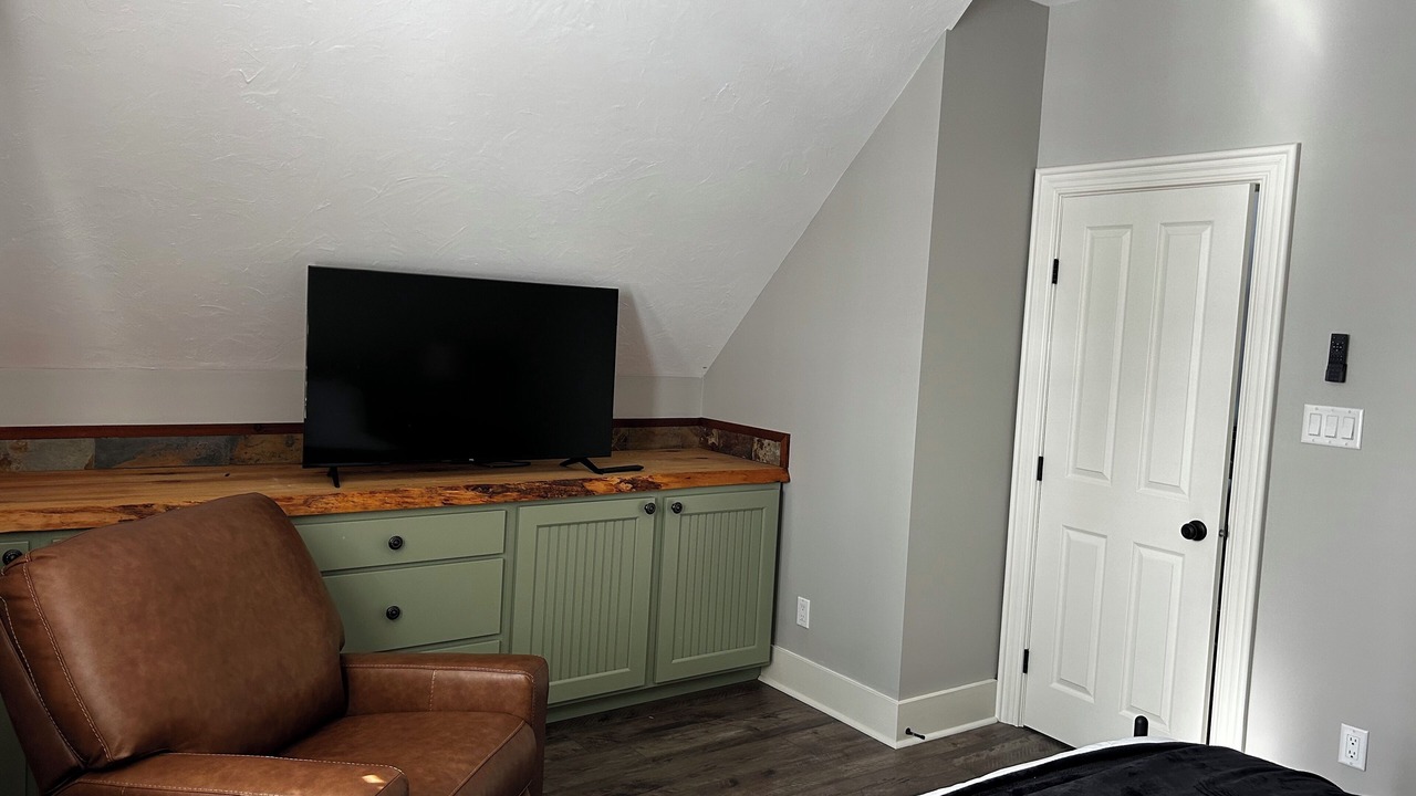Photo of Bedroom in Fowler Lake