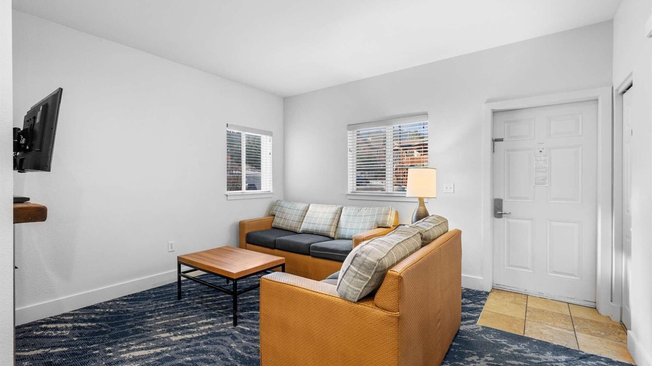 Photo of Livingroom in Estes Park