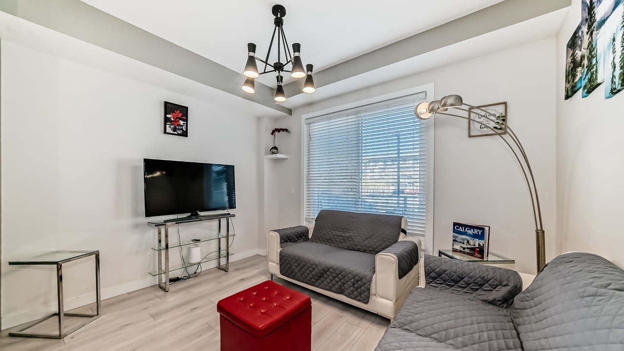 Photo of Livingroom in Calgary