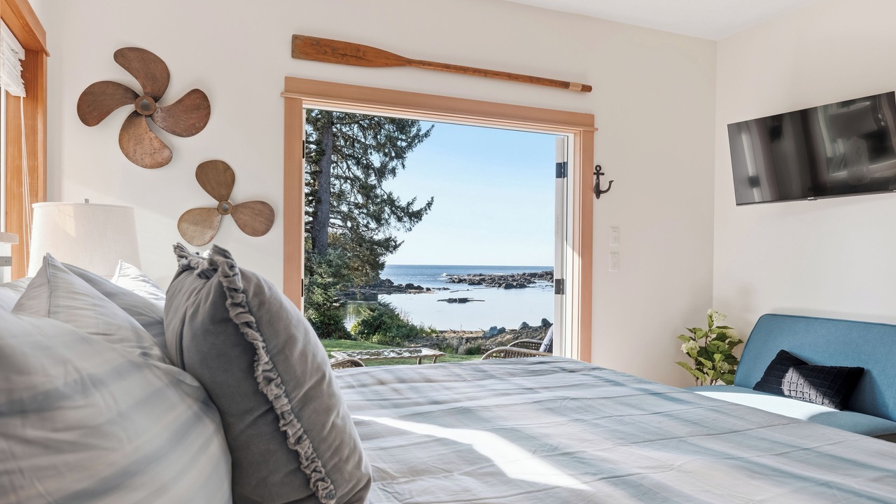 Photo of Bedroom in Ucluelet