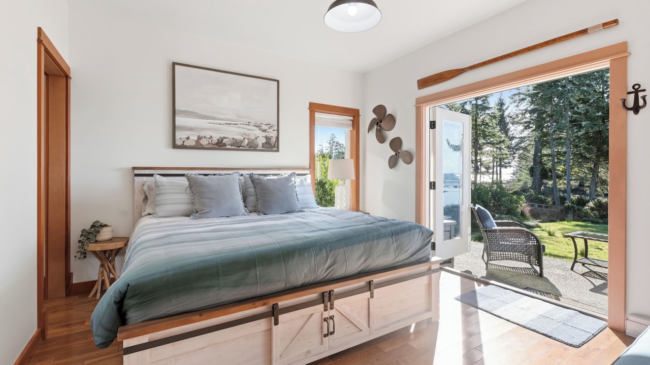 Photo of Bedroom in Ucluelet