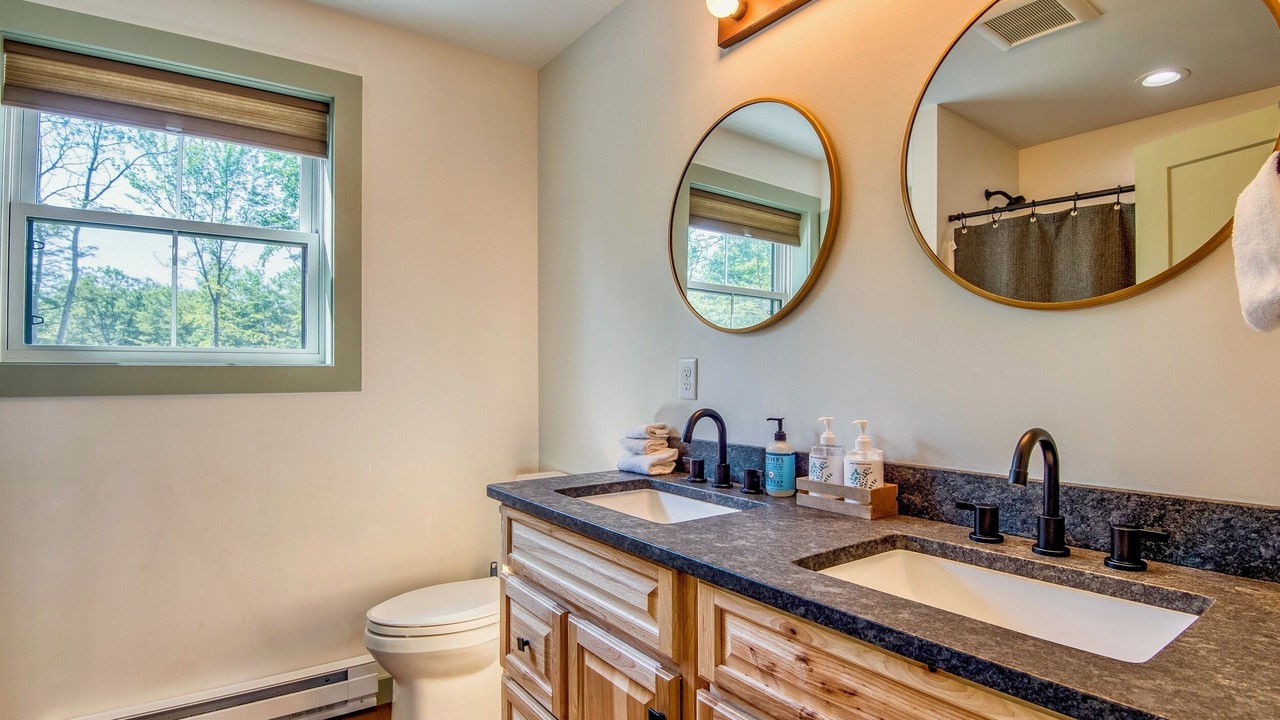 Photo of Bathroom in Bartlett