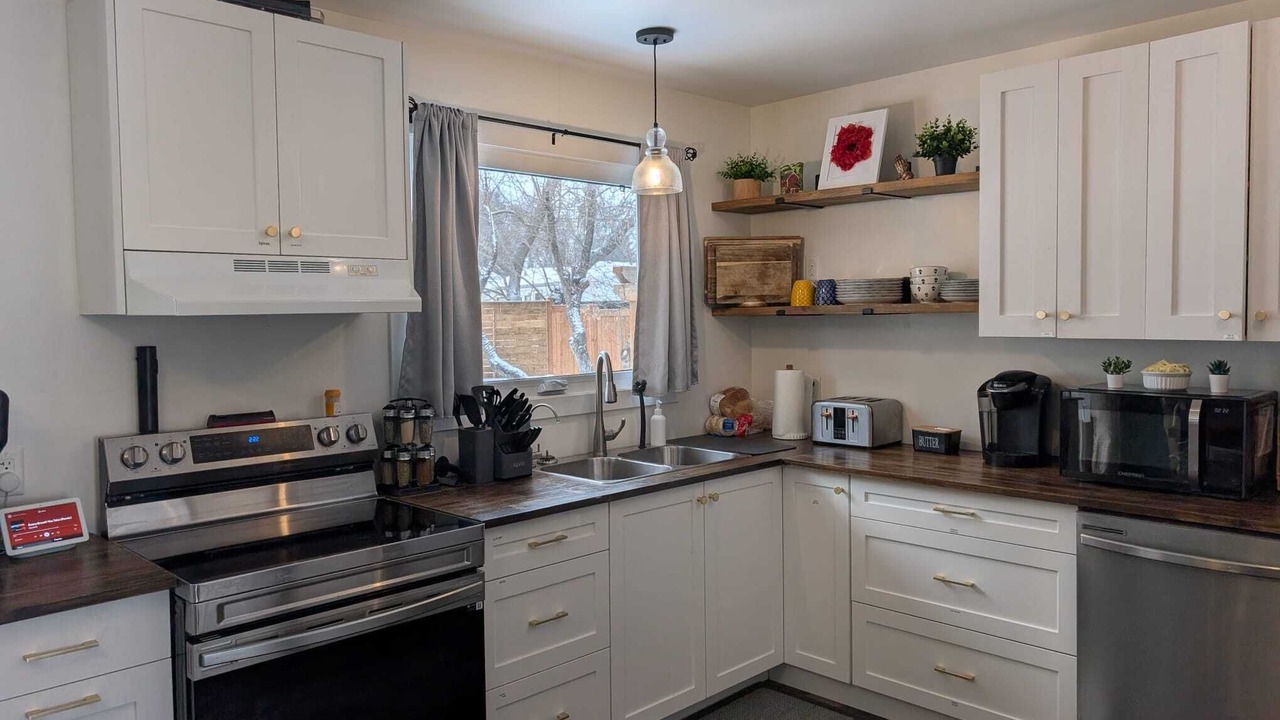 Photo of Kitchen in Camrose