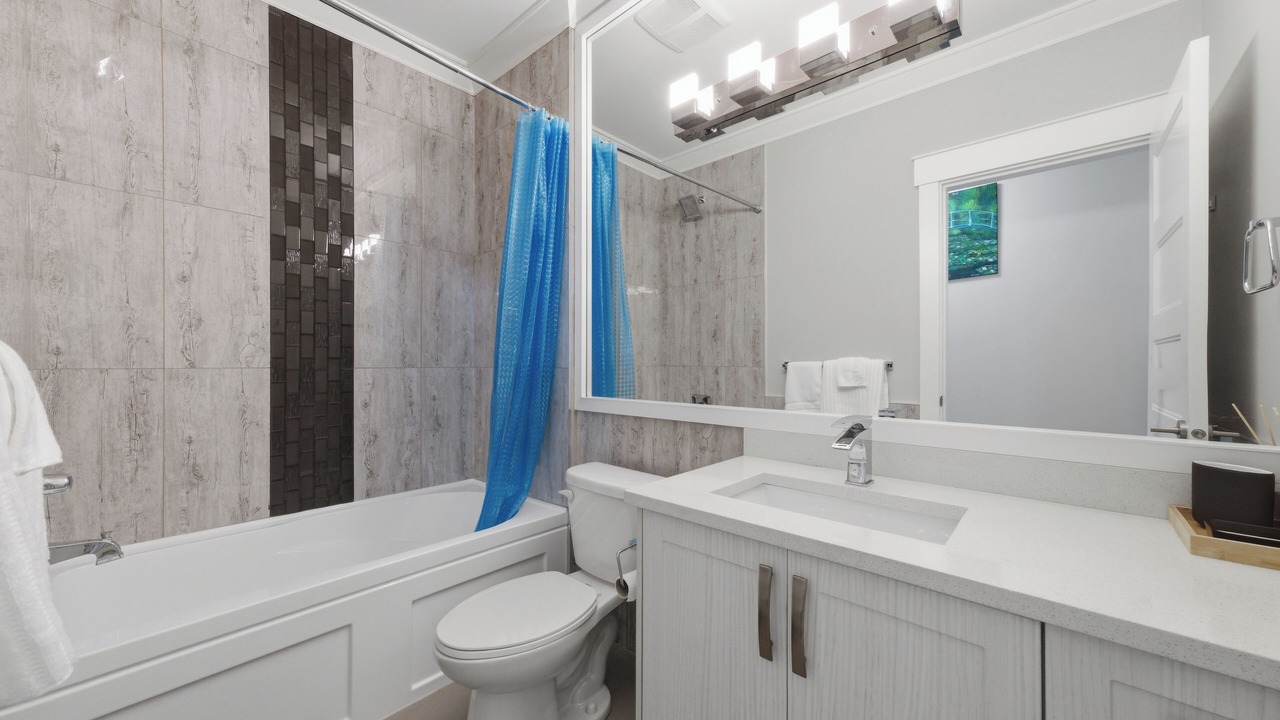 Photo of Bathroom in White Rock