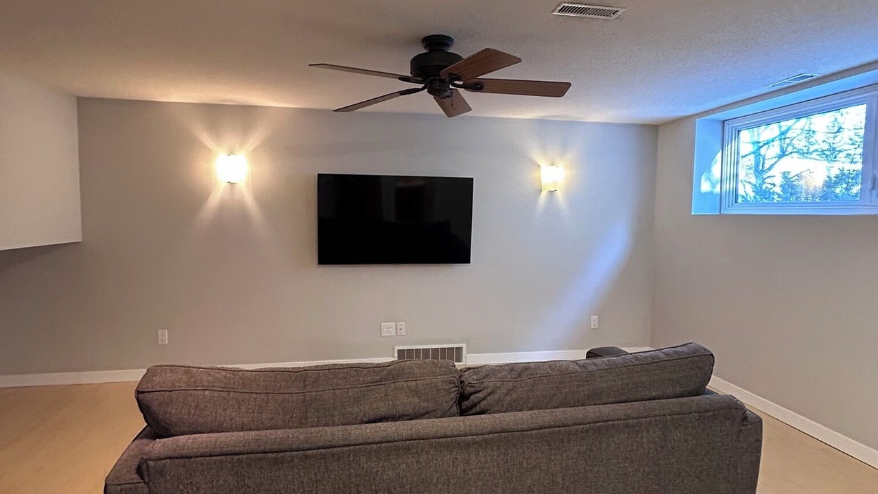 Photo of Livingroom in Red Deer