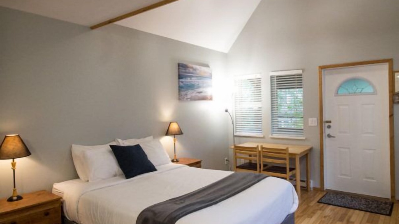 Photo of Bedroom in Ucluelet