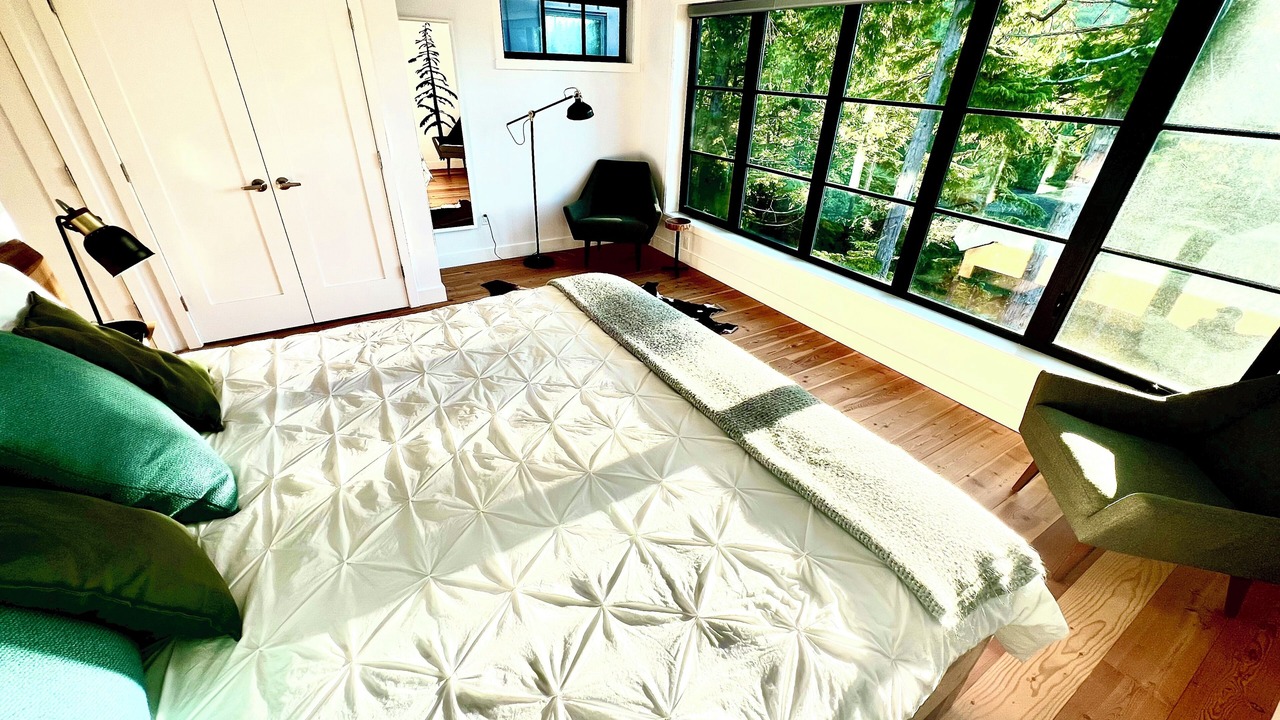 Photo of Bedroom in Ucluelet