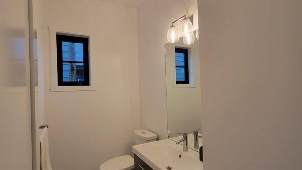 Photo of Bathroom in Ucluelet