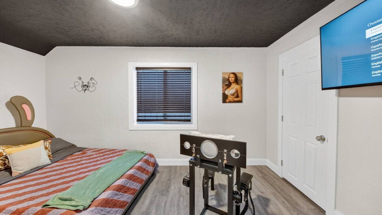 Photo of Bedroom in Maple Heights