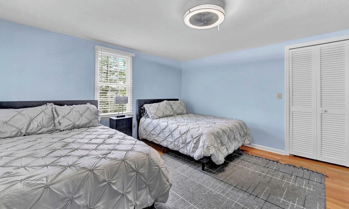 Photo of Bedroom in LaGrange