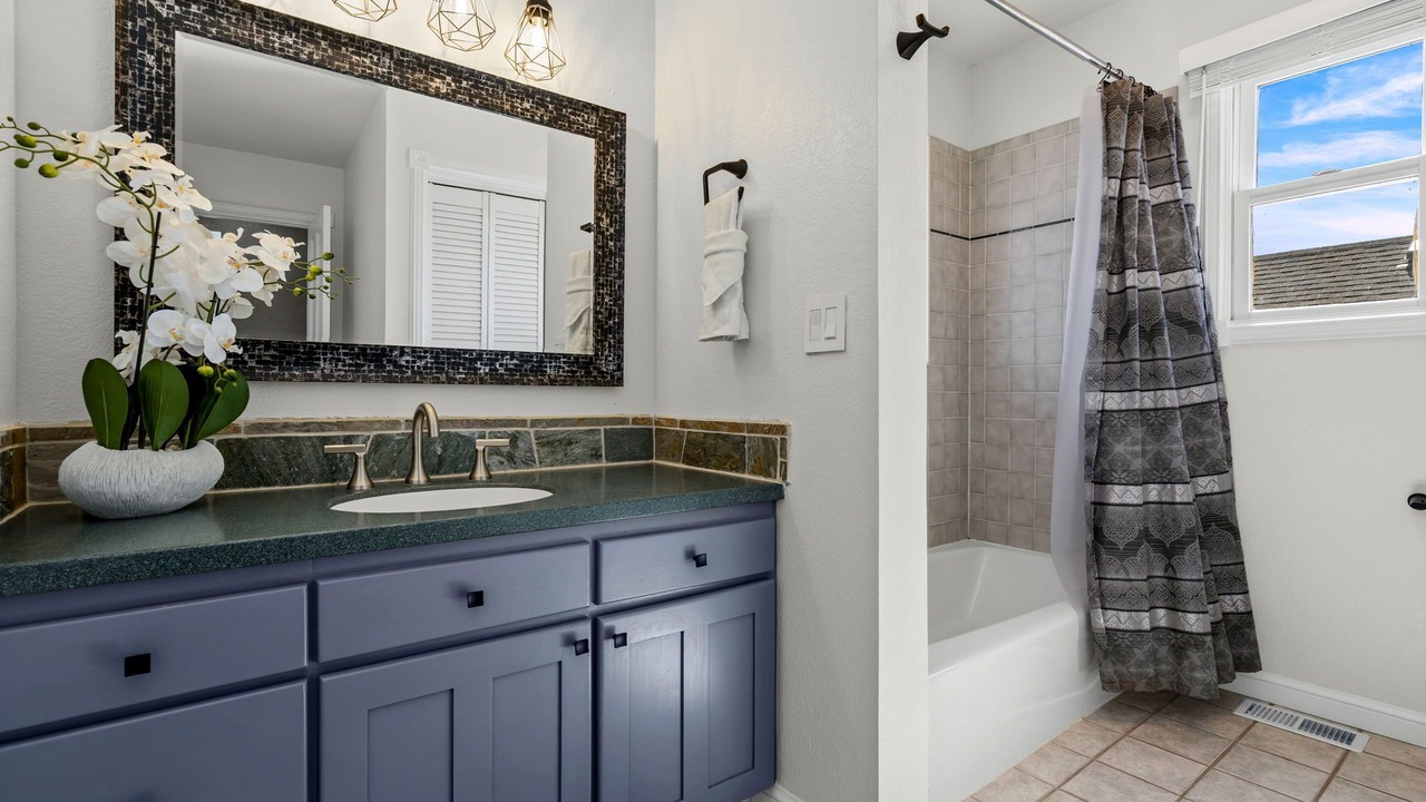 Photo of Bathroom in Loveland