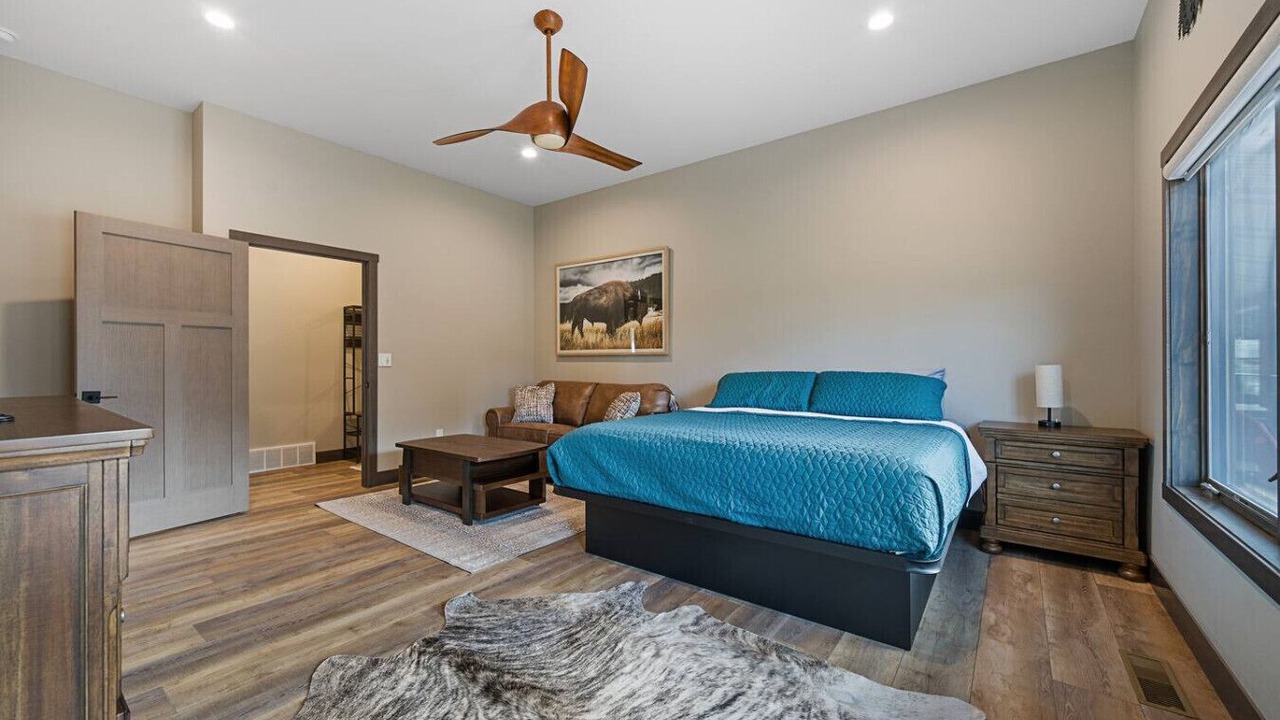 Photo of Bedroom in Rimrock