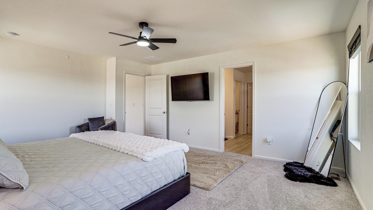 Photo of Bedroom in Commerce City