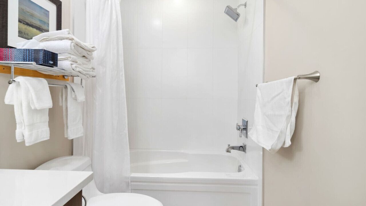 Photo of Bathroom in Harrison Hot Springs