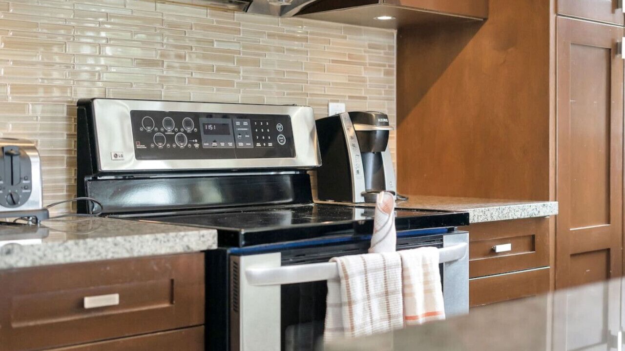 Photo of Kitchen in Harrison Hot Springs