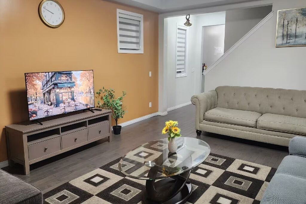 Photo of Livingroom in Calgary