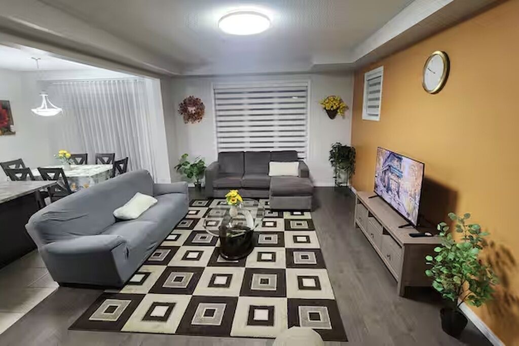 Photo of Livingroom in Calgary