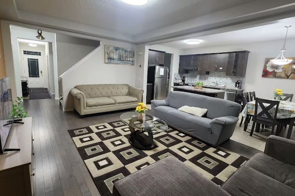 Photo of Livingroom in Calgary