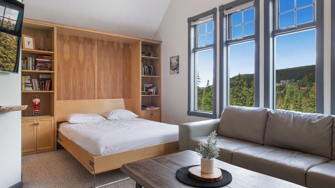 Photo of Bedroom in Silver Star Mountain