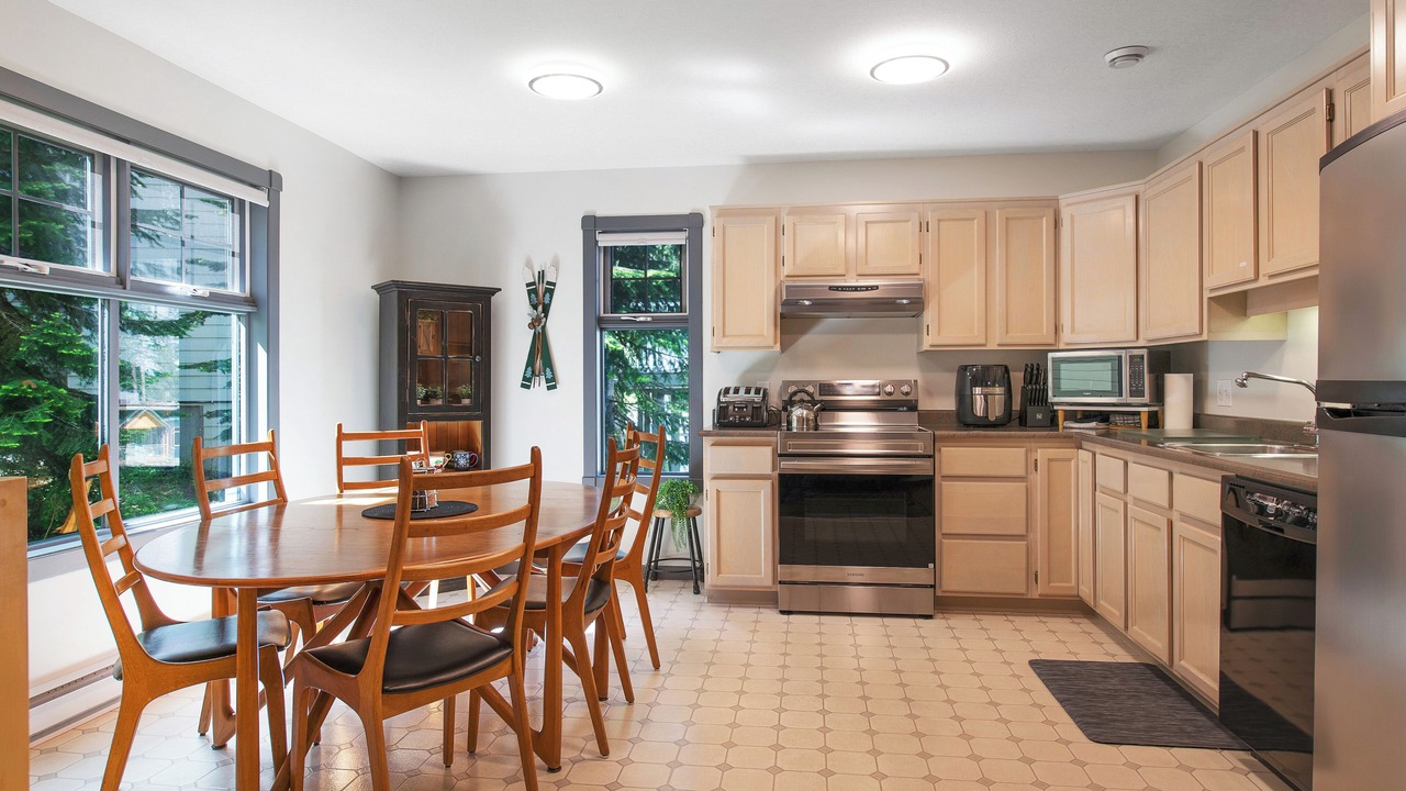 Photo of Kitchen in Silver Star Mountain