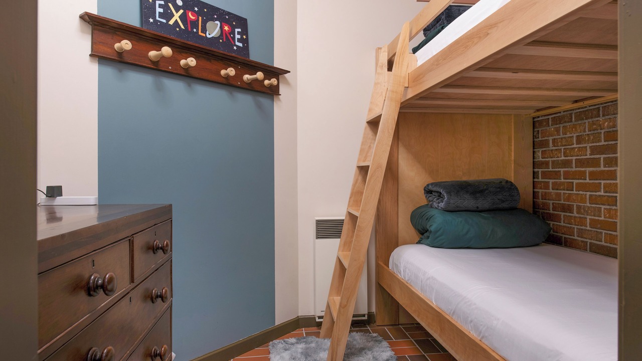 Photo of Bedroom in Silver Star Mountain