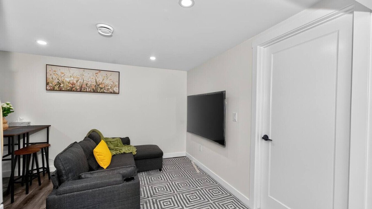 Photo of Bedroom in Highland Park