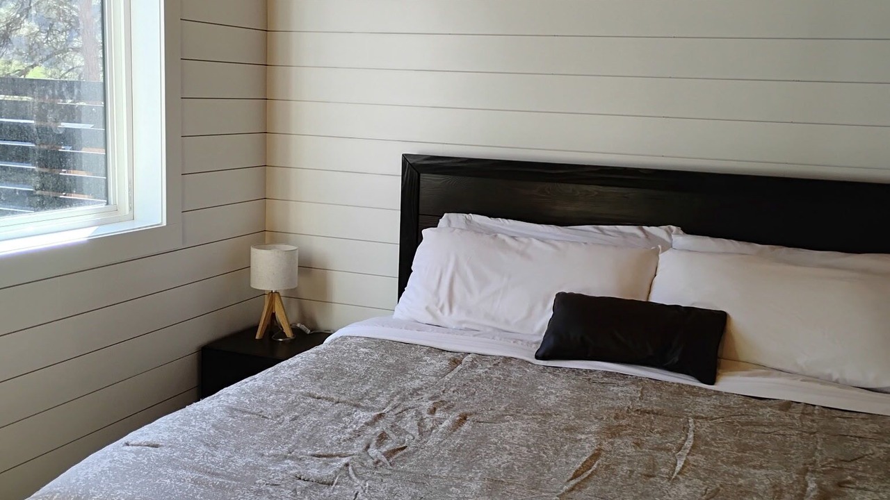 Photo of Bedroom in Okanagan-Similkameen
