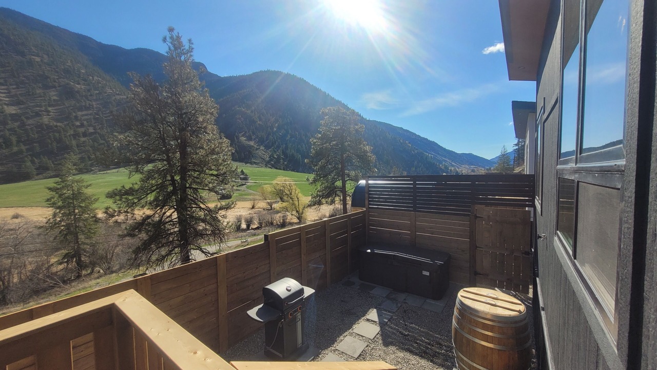 Photo of Patio Balcony in Okanagan-Similkameen