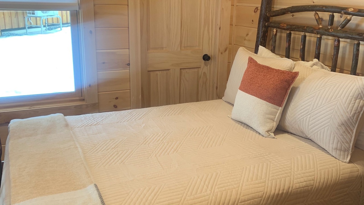 Photo of Bedroom in Woodsville