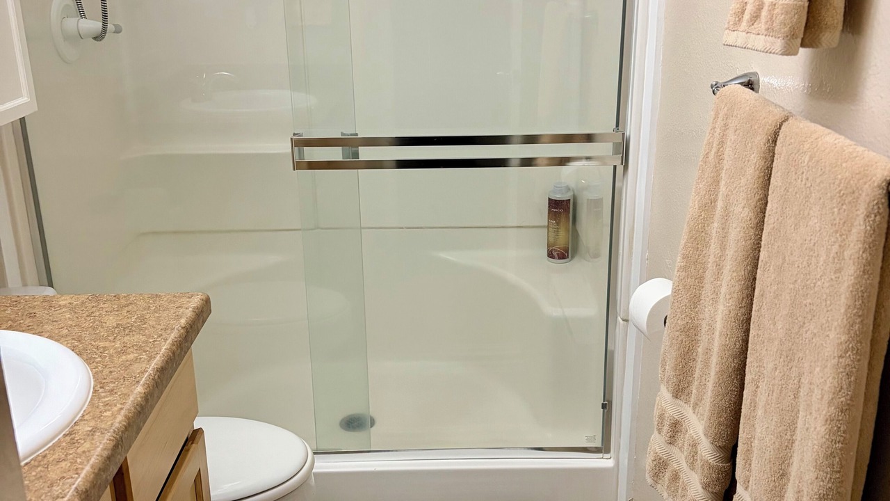 Photo of Bathroom in Rendezvous
