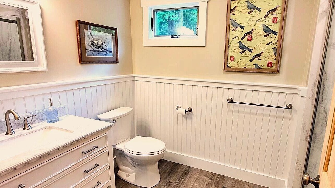 Photo of Bathroom in Lincolnville