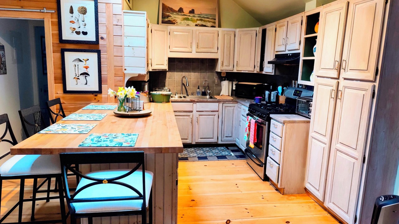 Photo of Kitchen in Lincolnville