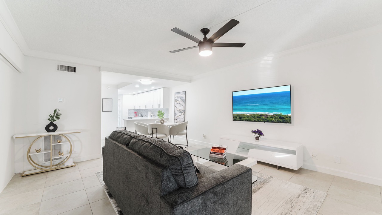 Photo of Livingroom in Boca Raton