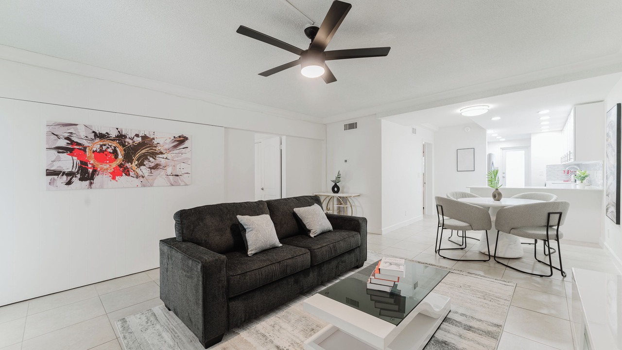 Photo of Livingroom in Boca Raton