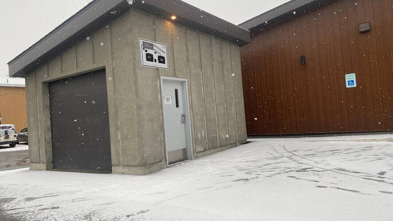 Photo of Outdoor in Golden